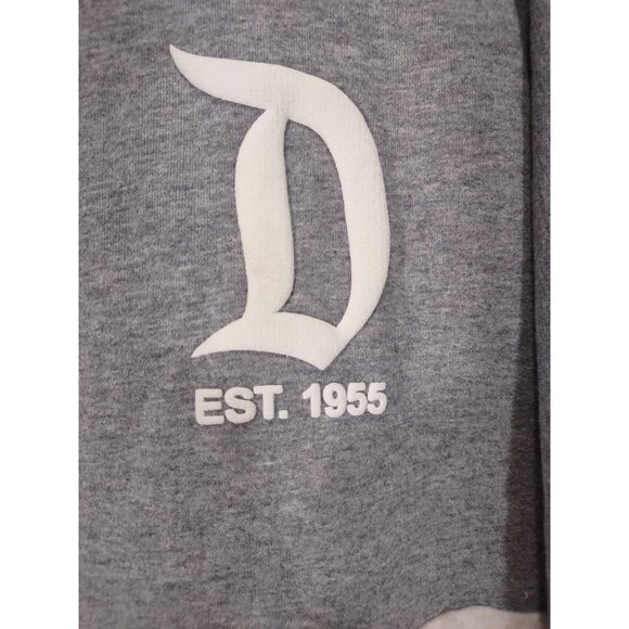 Walt Disneyland Resort Spirit Jersey XL Sherpa Fleece Fuzzy Heather Gray - Picture 3 of 7